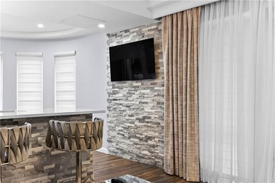 Welcome to Alexander on the Shore, where true indoor-outdoor - photo 6