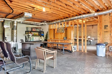 Breathtaking mountain views take center stage from this - photo 38