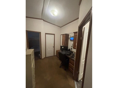 Great 4BR/2BA manufactured home in Toledo Beach Subdivision - photo 41