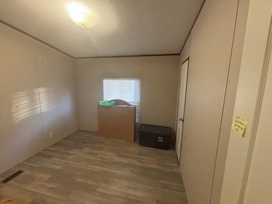 Great 4BR/2BA manufactured home in Toledo Beach Subdivision - photo 42