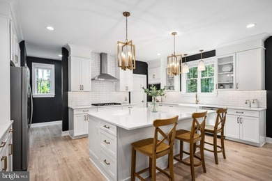 A Home That Truly Has It All Welcome to this exceptional - photo 43