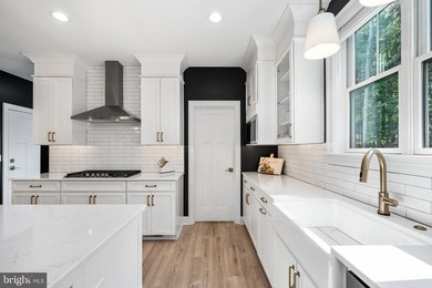 A Home That Truly Has It All Welcome to this exceptional - photo 48