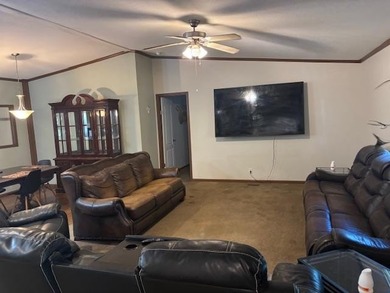 Great 4BR/2BA manufactured home in Toledo Beach Subdivision - photo 54