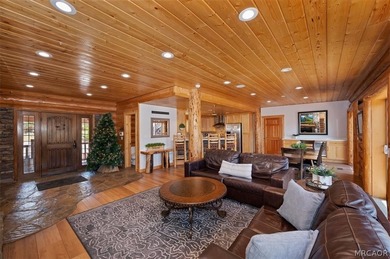 Welcome to *Big Bear Manor*, an extraordinary luxury full log - photo 5