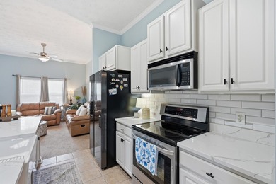 Beautifully updated 3BR/2BA home in the highly desirable Brandon - photo 10