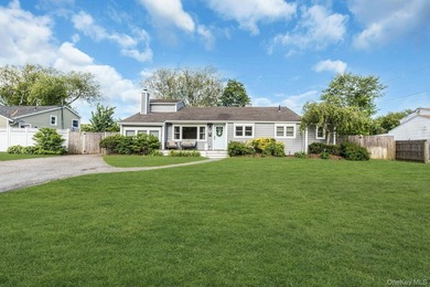 Fresh Price! Spacious home with 4 bedrooms, 2 full baths, NEW - photo 2