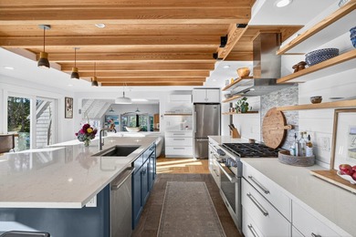 Welcome to 'Summer Salt', a stunning retreat where elegant - photo 8