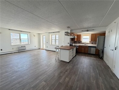 Welcome to this spacious and beautifully positioned corner-unit - photo 9