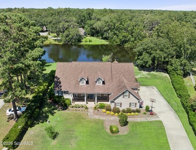 Located in Laurel Grove Plantation with just over 3,500 square - photo 2
