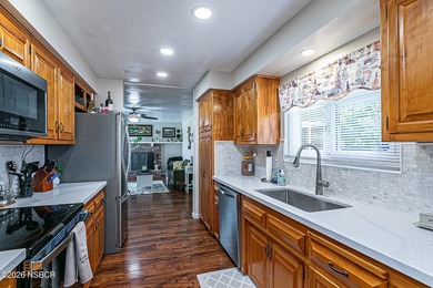Welcome to your new Orcutt home! This beautifully updated - photo 5