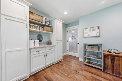 One of kind Lake Front Home!! - photo 16