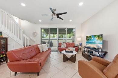Welcome to Old Florida Bungalow Townhomes. A tastefully - photo 9