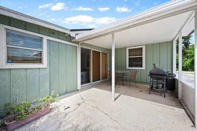 Welcome to this beautifully updated 3-bedroom, 2-bath, 2-car - photo 6