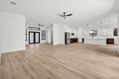 Beautifully designed CBS New Construction Home with modern style - photo 3