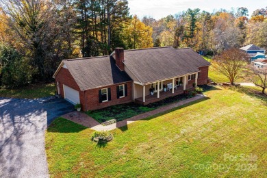 Lake Home For Sale in Hickory, North Carolina