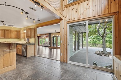 Welcome to 100 Brittany Way! Perched in the peaceful Newtown - photo 2