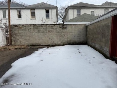 Legal two family 6/6 semi-attached on 2529 E 22nd Street in - photo 8