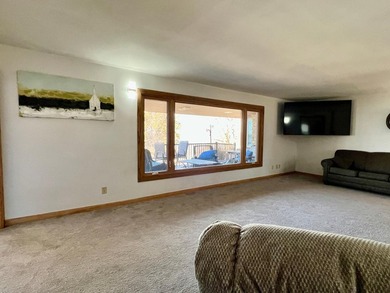 Experience refined living in this exquisite 3 bed, 3 bath stone - photo 11