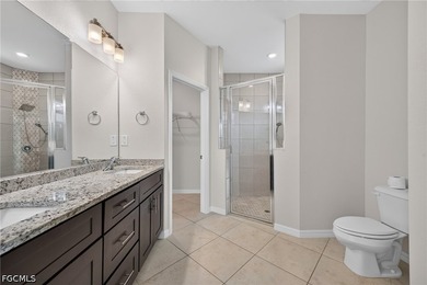 Beautifully maintained and showing like a model home, this - photo 15