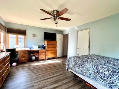 Experience refined living in this exquisite 3 bed, 3 bath stone - photo 24