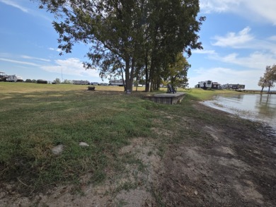 Waterfront lake lot on beautiful Peninsula Point - photo 9