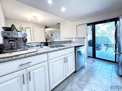 Rare opportunity to own a turn-key renovated home in West Palm - photo 2