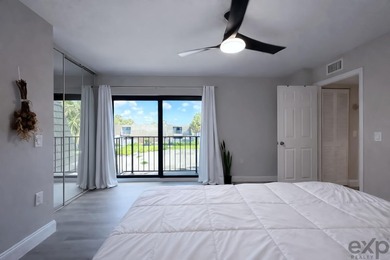 Rare opportunity to own a turn-key renovated home in West Palm - photo 4