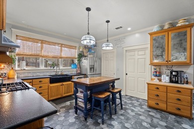 Nestled on 7 serene acres, this stunning 5-bedroom - photo 5