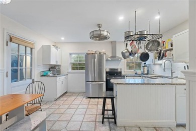 Discover an incredible opportunity in the heart of Wakefield! - photo 5