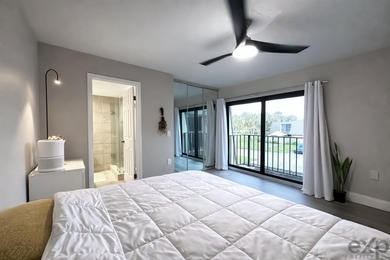 Rare opportunity to own a turn-key renovated home in West Palm - photo 9