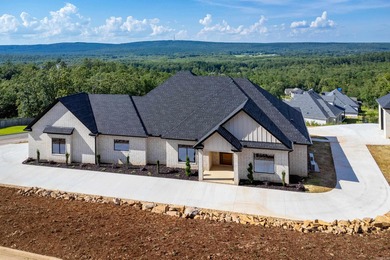 Lake Maumelle Home For Sale in Roland Arkansas