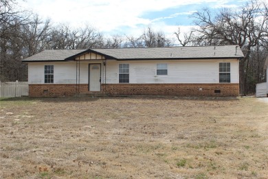 Wes Watkins Reservoir Home Sale Pending in Mcloud Oklahoma