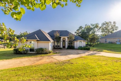 Lake Home For Sale in Nacogdoches, Texas