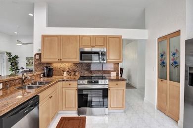 SUPERB SINGLE STORY 4 BED/2.5 BATH WATERFRONT HOME! Room to - photo 12