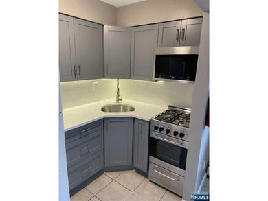 Hudson River Condo For Sale in Guttenberg New Jersey