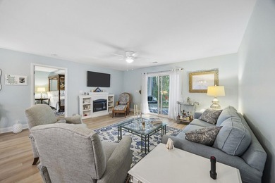 This beautifully updated, ground-floor 3-bedroom, 2-bath condo - photo 5