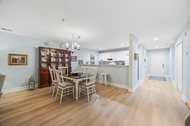 This beautifully updated, ground-floor 3-bedroom, 2-bath condo - photo 7