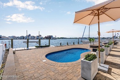 Waterfront Living at Its Finest in Green Island! Wake up every - photo 40