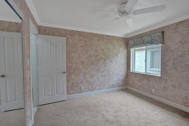 SUPERB SINGLE STORY 4 BED/2.5 BATH WATERFRONT HOME! Room to - photo 42