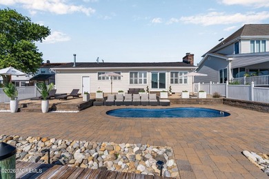 Waterfront Living at Its Finest in Green Island! Wake up every - photo 44
