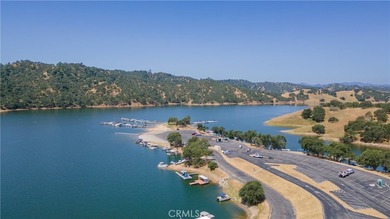 Welcome to your dream home at 3415 Lakeside Village Drive - photo 47