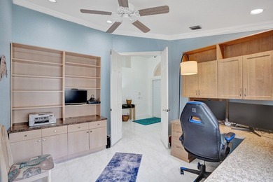 SUPERB SINGLE STORY 4 BED/2.5 BATH WATERFRONT HOME! Room to - photo 48