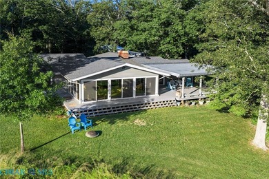 SPECTACULAR WATERFRONT ESTATE aptly christened Beau Regard is - photo 4
