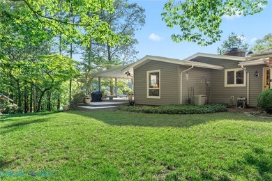 SPECTACULAR WATERFRONT ESTATE aptly christened Beau Regard is - photo 5