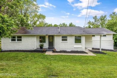 Lake Home For Sale in Kingston, Tennessee