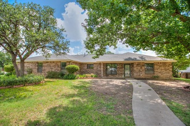 This spacious 3-bedroom, 2.5-bath home is situated on a - photo 3