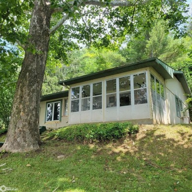 Lake Home For Sale in Nauvoo, Illinois