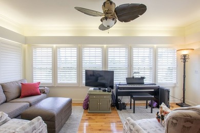 Spacious 4BR/4BA single-family home located just minutes from - photo 12
