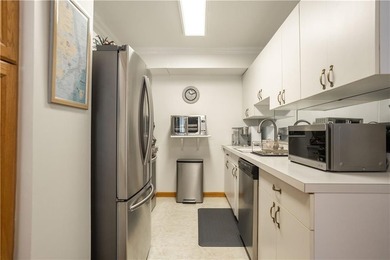 Welcome to 41 Country Drive North, a beautifully renovated - photo 7