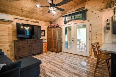 This beautifully maintained 2-bedroom, 2-bath lakefront home - photo 27